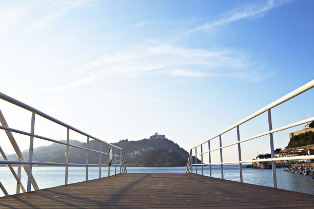 伊格尔多山， 多诺斯蒂图片下载