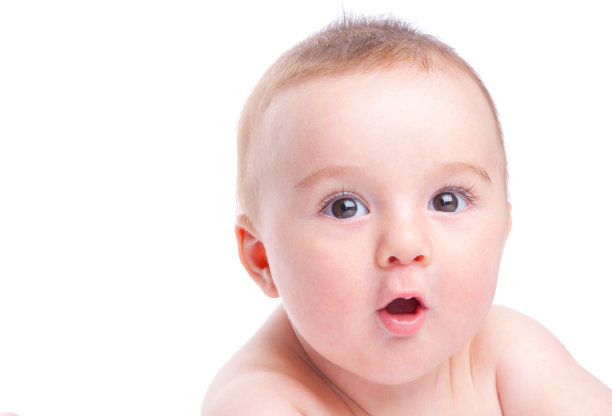 小婴儿惊奇地看着图片下载