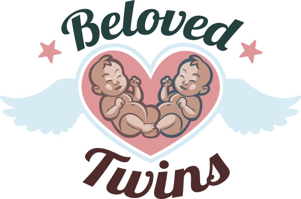 可爱的新生双胞胎宝宝微笑着图片下载