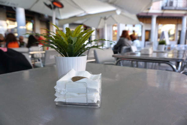 餐巾纸盒图片下载