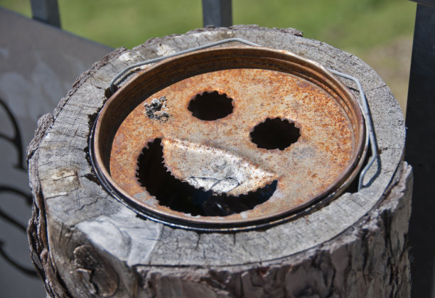 烟灰缸图片下载