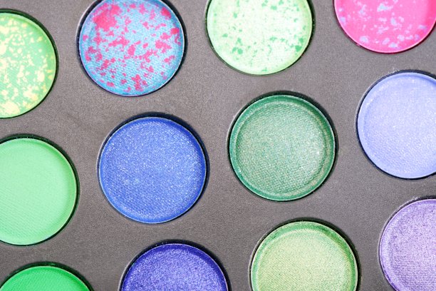 眼影设置面板中图片下载