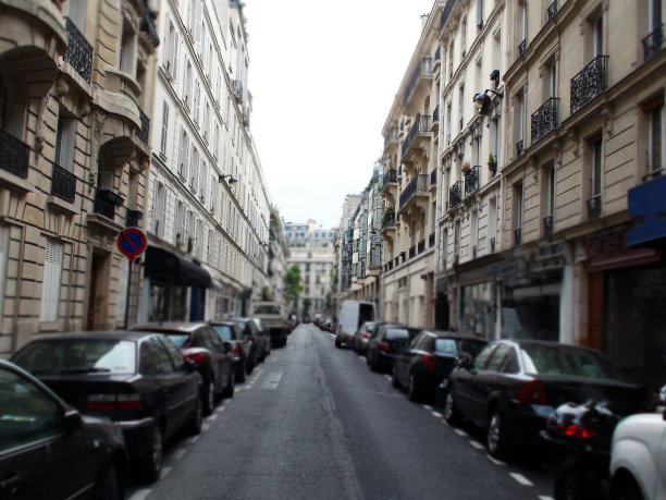 法国巴黎美丽的街道和古老的建筑。欧洲图片下载