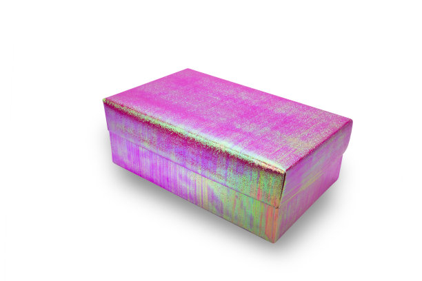 白色背景的礼盒图片下载