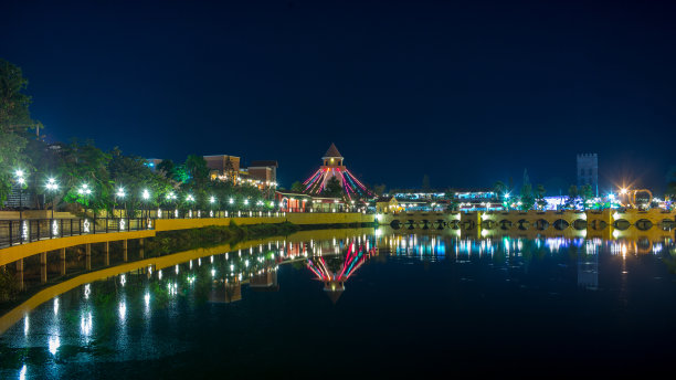 晚上的泰国维罗纳图片下载