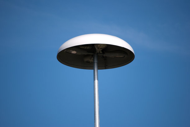 雨伞路灯图片下载