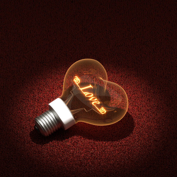 爱闪耀着光芒。图片下载