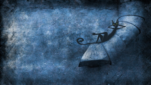 躺在落水管上的猫图片下载