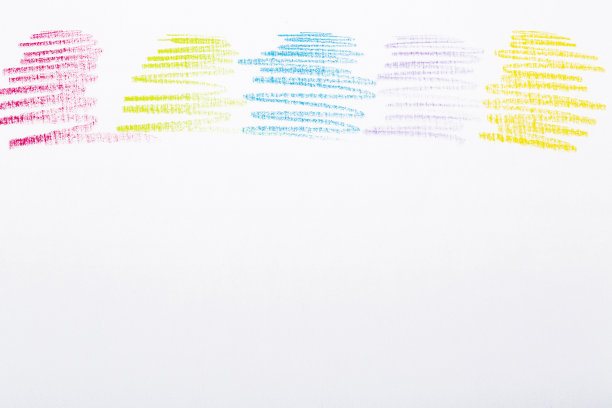 彩色铅笔画和白色背景的铅笔画图片下载