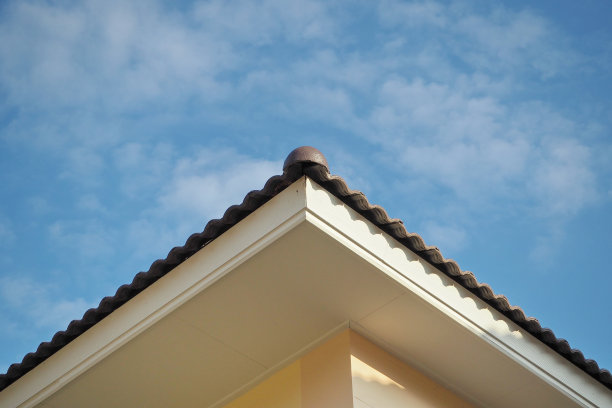 屋顶和天空图片下载