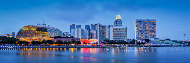 新加坡的天际线全景在滨海湾图片下载