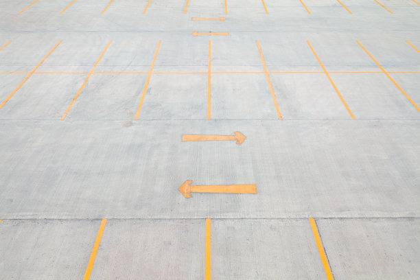 空的停车场。图片下载