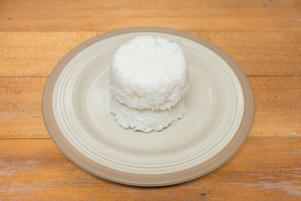 双煮好的米饭图片下载