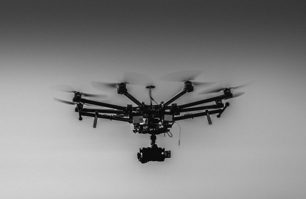 黑白无人机图片下载