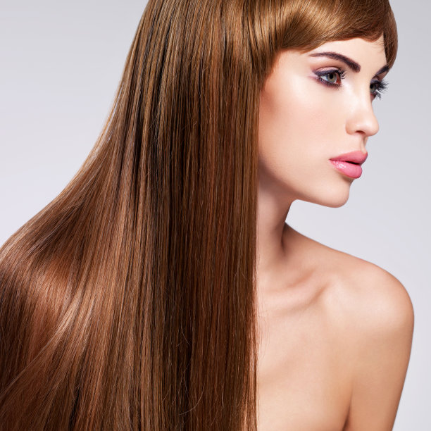 漂亮性感的长头发女人图片下载