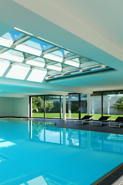 室内游泳池图片下载