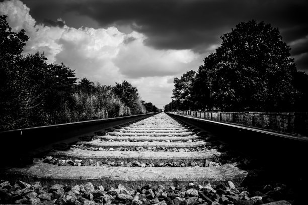 火车轨道图片下载