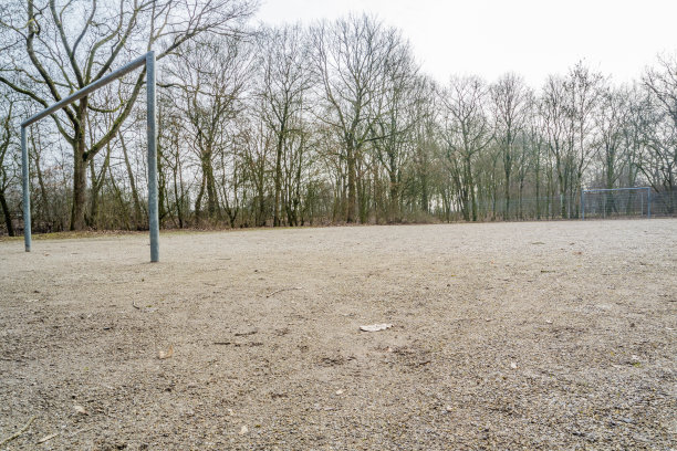 镇上的传统游乐场图片下载