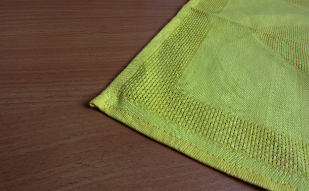 桌上有餐巾图片下载