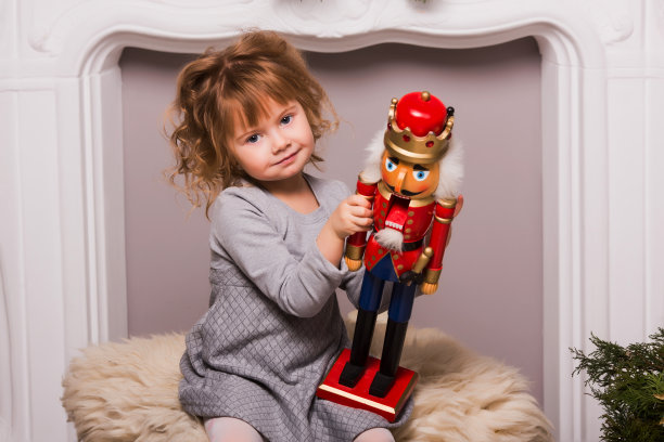 可爱的小女孩的圣诞背景图片下载