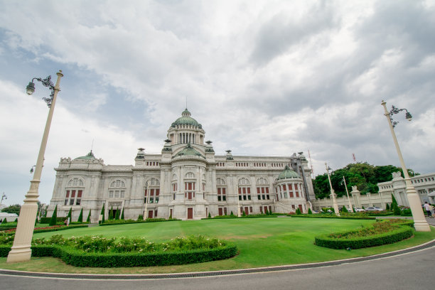 王座在哪里图片下载