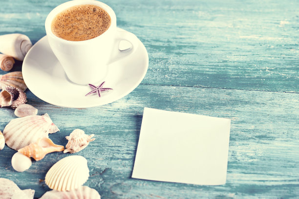 咖啡杯，贝壳，蓝棍图片下载