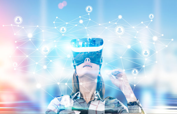 穿着格子衬衫戴着vr眼镜的女人素材图片