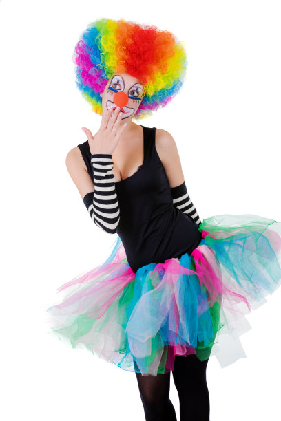 女孩在小丑假发孤立在白色背景图片下载