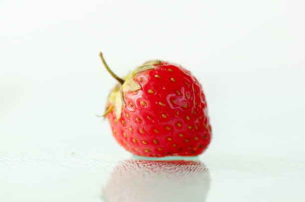 一个草莓图片下载
