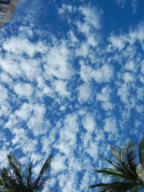 热带云层图片下载