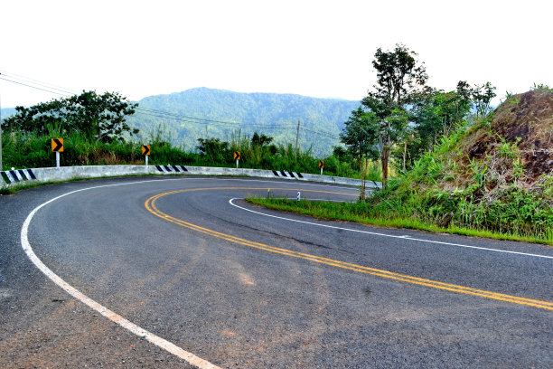 道路曲线图片下载