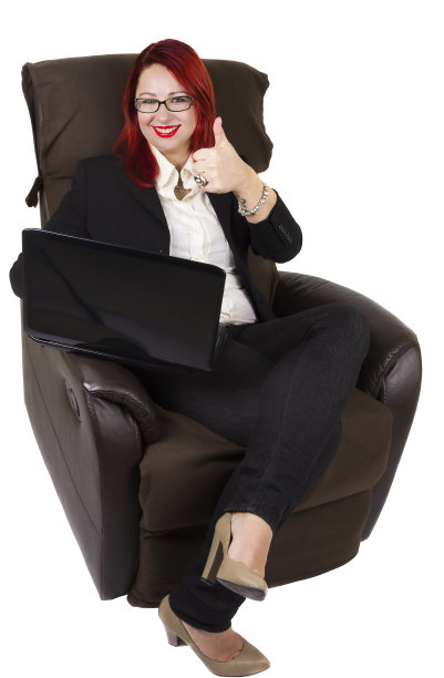 竖起大拇指的女商人图片下载