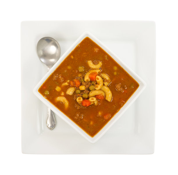 汉堡包汤在方碗和勺子图片下载