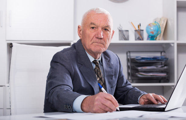 人有成效地工作图片下载