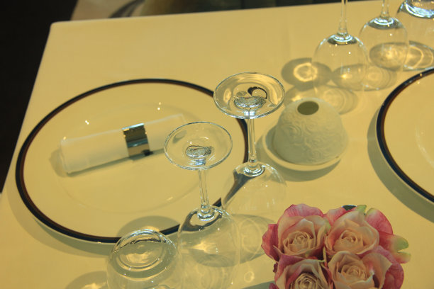 表设置图片下载