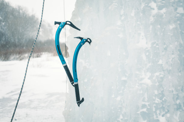 攀冰的工具。图片下载