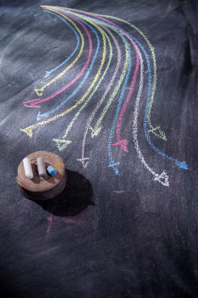 色箭头曲线图片下载