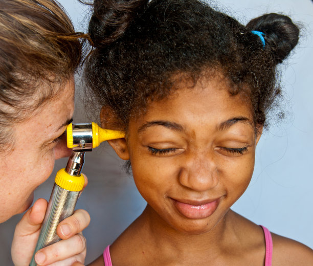 孩子对医生说图片下载