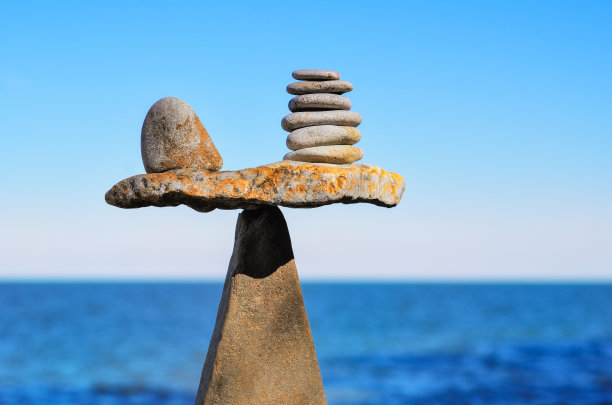 等价的石头图片下载