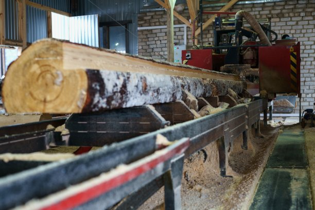 木工店。登录机器的映像图片下载