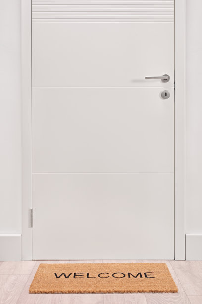 门前的擦鞋垫图片下载