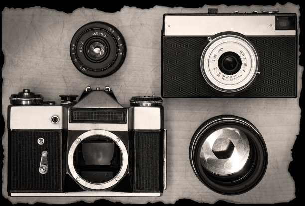 带镜头的老式手动相机图片下载