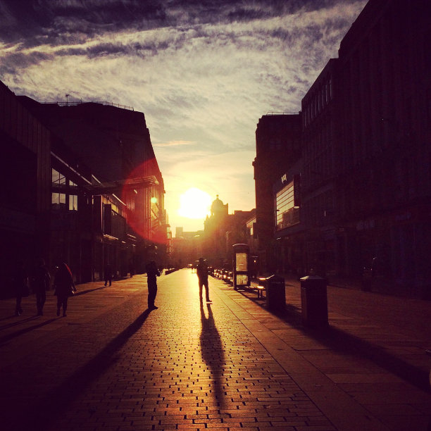 晚上阴影图片下载