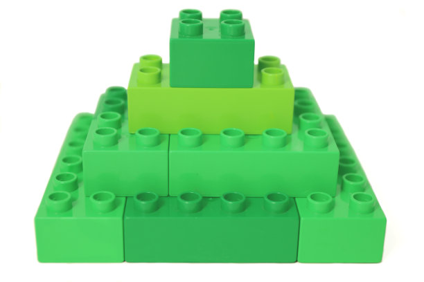 绿色金字塔图片下载