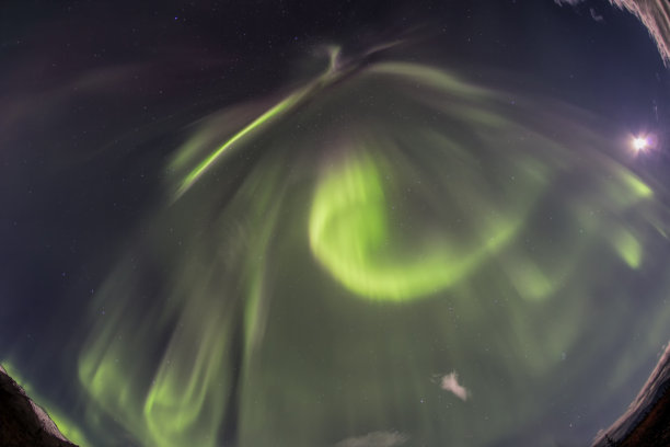 北极光电晕鱼眼图片下载