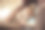 特写的女孩画陶罐和祖父母帮助在车间素材图片