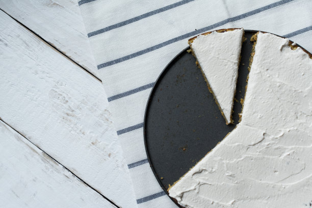 马斯卡彭奶酪胡萝卜蛋糕图片下载