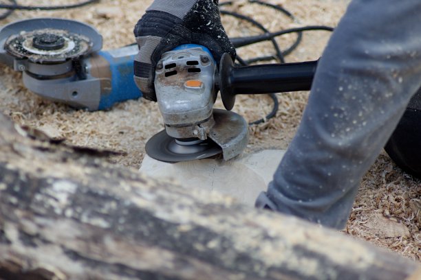 角磨人图片下载