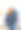 美丽的红发女孩冬天坐在一根木头上图片下载
