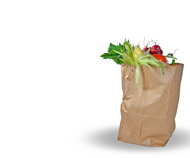 新鲜蔬菜在棕色食品袋图片下载